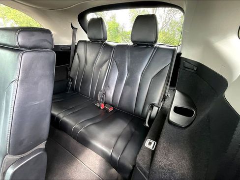 Used 2023 Acura MDX FWD w/ Technology Package image 40