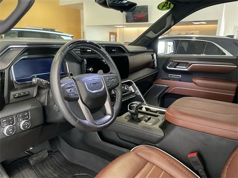 Used 2024 GMC Sierra 1500 Denali Ultimate image 12