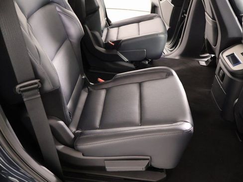 New 2025 Lincoln Navigator Reserve w/ Jet Appearance Package image 15