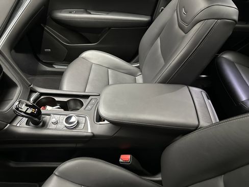 Used 2025 Cadillac XT5 Premium Luxury image 41