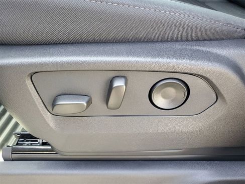 New 2026 Chevrolet Silverado 2500 Custom w/ Custom Value Package image 18