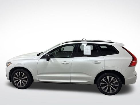 Used 2024 Volvo XC60 B5 Plus image 2
