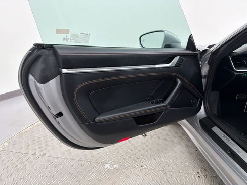 Certified 2025 Porsche 911 Carrera RWD image 21