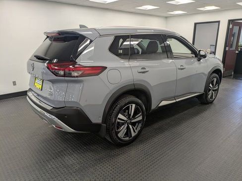 Used 2023 Nissan Rogue Platinum w/ Platinum Premium Package image 4