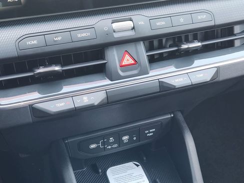 New 2026 Kia K4 GT-Line FWD image 18