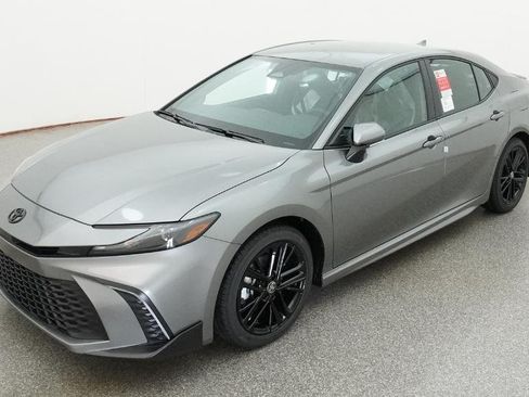 New 2026 Toyota Camry SE FWD image 29