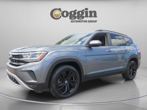 Used 2022 Volkswagen Atlas SE FWD image 1