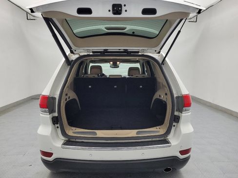 Used 2018 Jeep Grand Cherokee Limited image 29