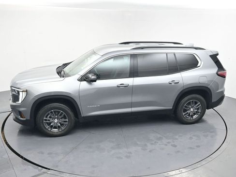 Used 2025 GMC Acadia Elevation image 28
