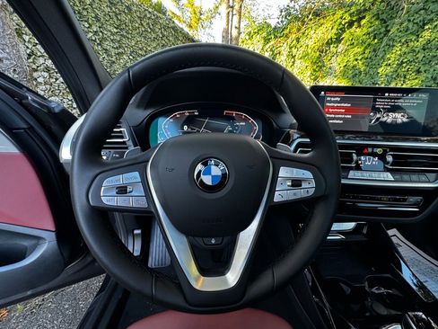 Used 2023 BMW X3 xDrive30i w/ Convenience Package image 11