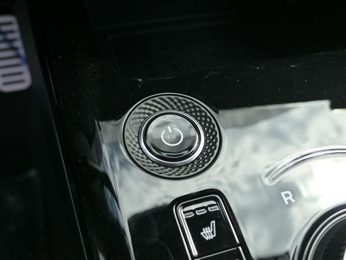 New 2025 Kia Niro Wave image 19