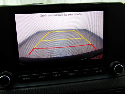 Used 2022 Hyundai Kona SEL w/ Convenience Package AWD/4WD image 16