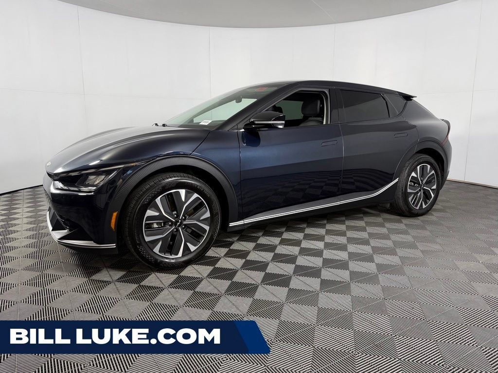 Used 2024 Kia EV6 Light RWD image 1