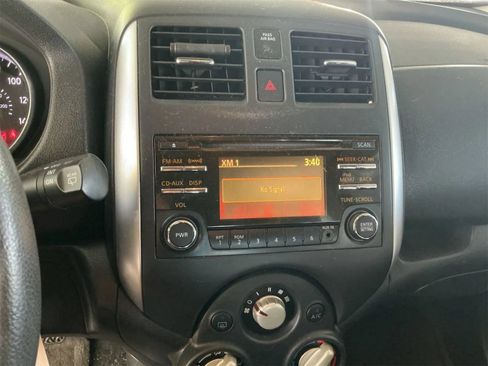 Used 2014 Nissan Versa Note SV w/ Convenience Package FWD image 6