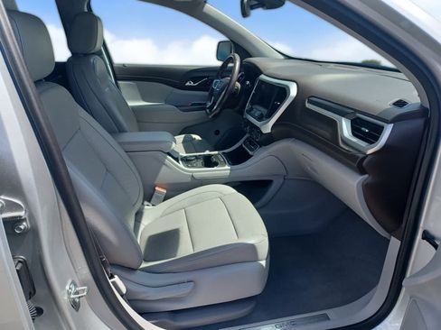 Used 2020 GMC Acadia SLT FWD image 20