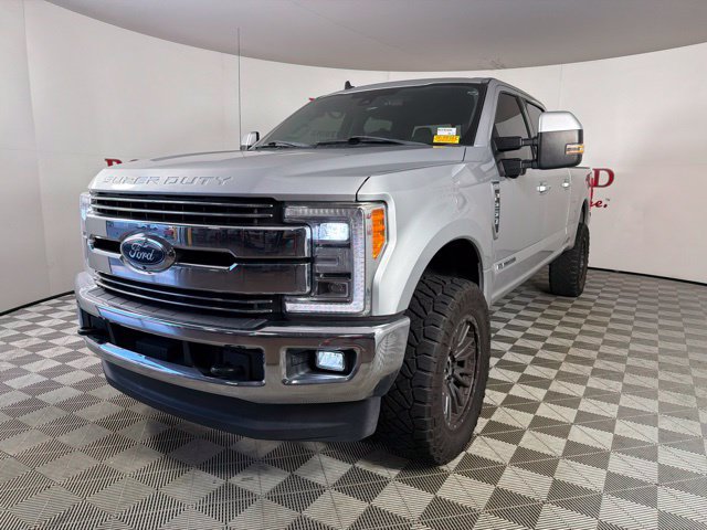 Used 2019 Ford F250 Lariat w/ Lariat Ultimate Package AWD/4WD image 5