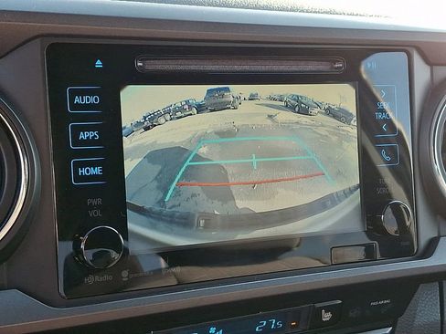 Used 2019 Toyota Tacoma TRD Sport image 21