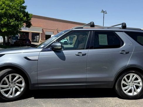 Used 2018 Land Rover Discovery HSE AWD/4WD image 5