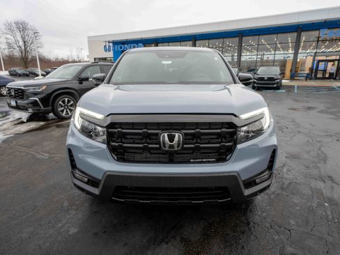 New 2026 Honda Ridgeline Black Edition image 2