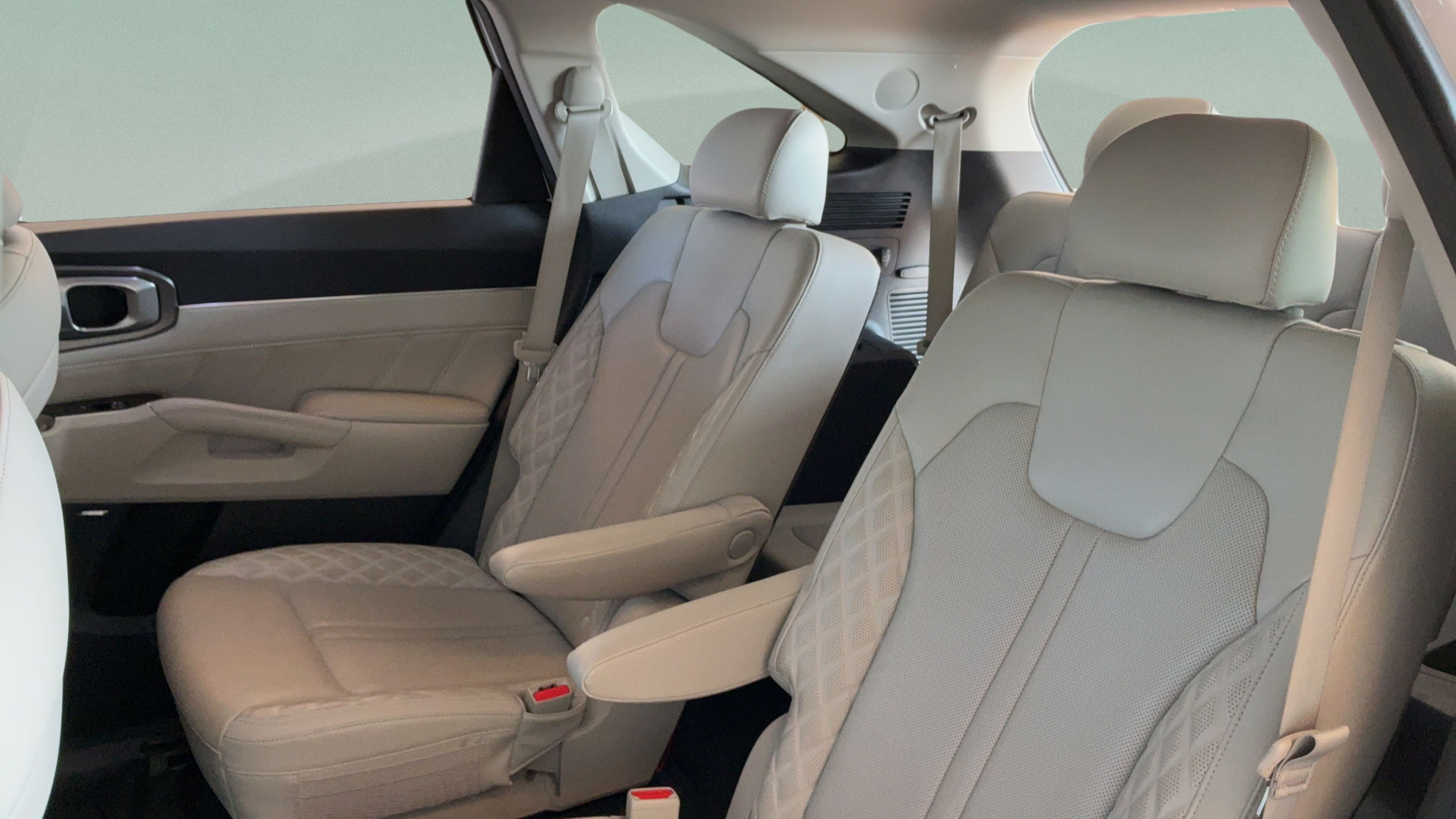 Used 2022 Kia Sorento SX FWD image 35