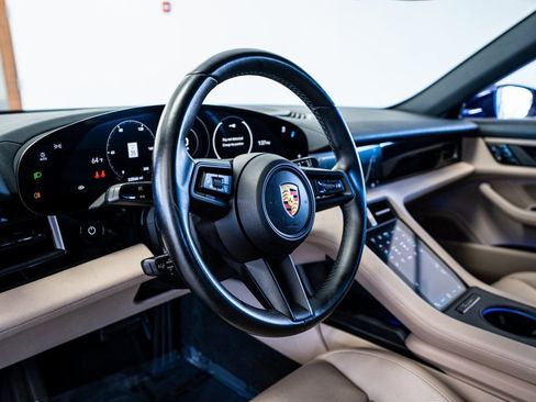 Used 2021 Porsche Taycan image 38