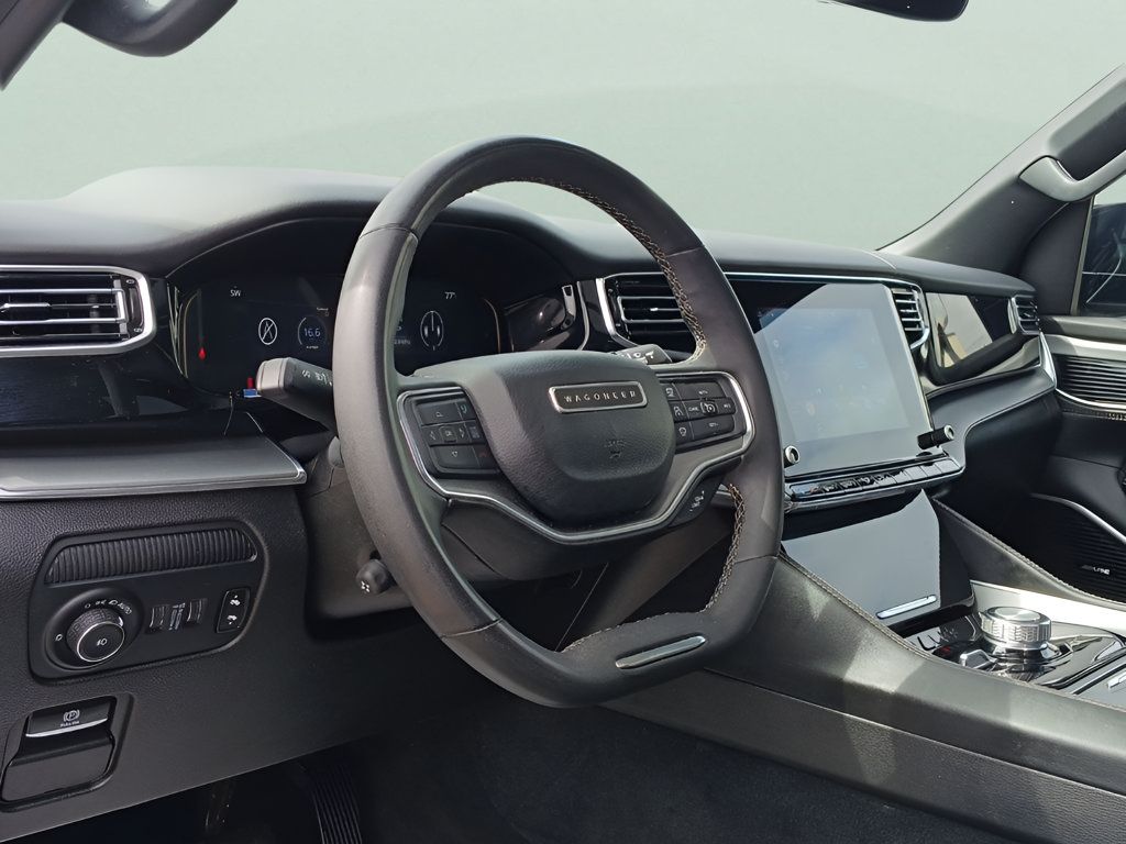 Used 2023 Jeep Wagoneer Series II AWD/4WD image 14