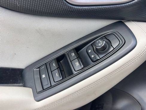 Used 2021 Subaru Forester Premium AWD/4WD image 13