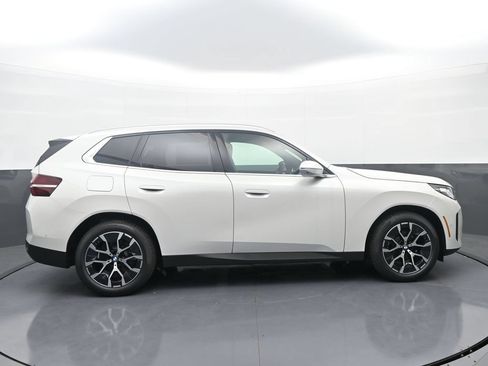 New 2026 BMW X3 xDrive30i w/ Premium Package AWD/4WD image 8