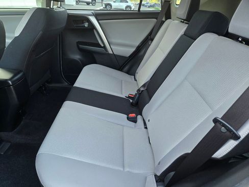 Certified 2016 Toyota RAV4 XLE image 11