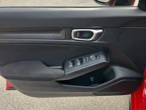 Used 2023 Honda Civic Sport image 13