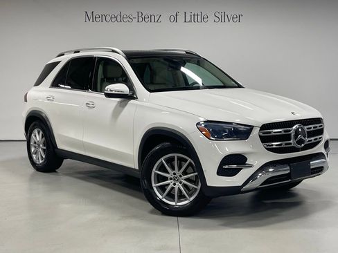 Used 2024 Mercedes-Benz GLE 350 4MATIC image 8