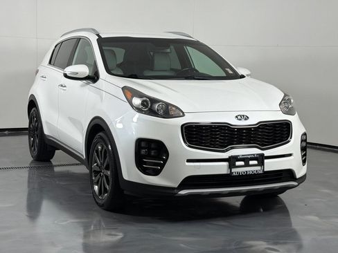 Used 2018 Kia Sportage EX w/ EX Sport Appearance Package FWD image 3