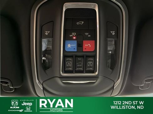 New 2026 Jeep Cherokee Overland w/ Advanced Pro Tech Group AWD/4WD image 35