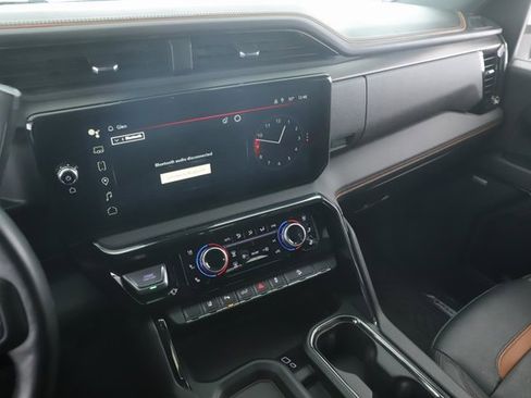 Used 2024 GMC Sierra 2500 AT4 w/ Technology Package image 27