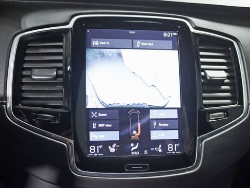 Used 2017 Volvo XC90 T8 Excellence image 20