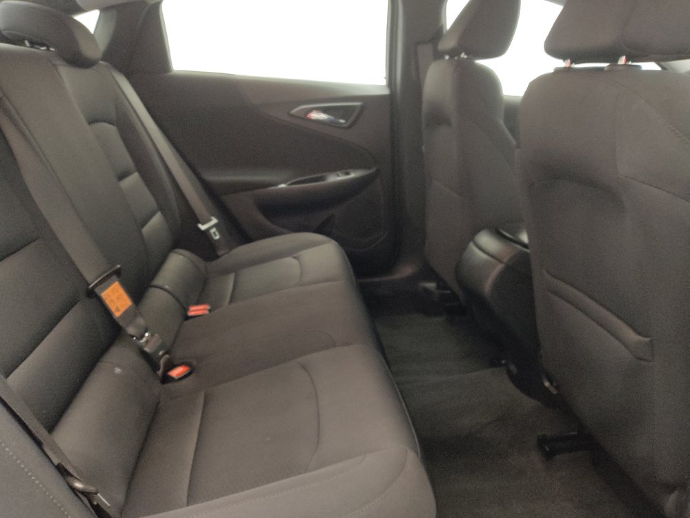 Used 2025 Chevrolet Malibu LS FWD image 19