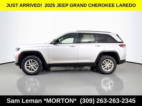 New 2025 Jeep Grand Cherokee Laredo w/ Luxury Tech Group I image 4