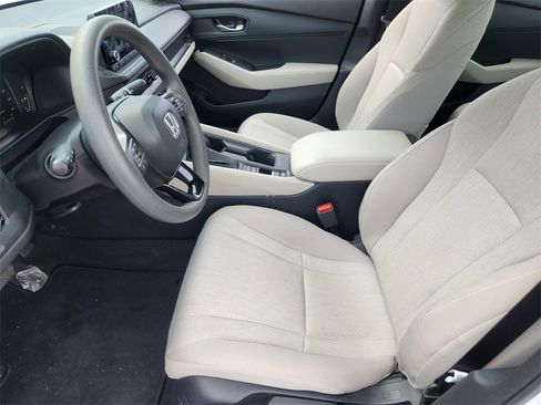Used 2023 Honda Accord LX image 9