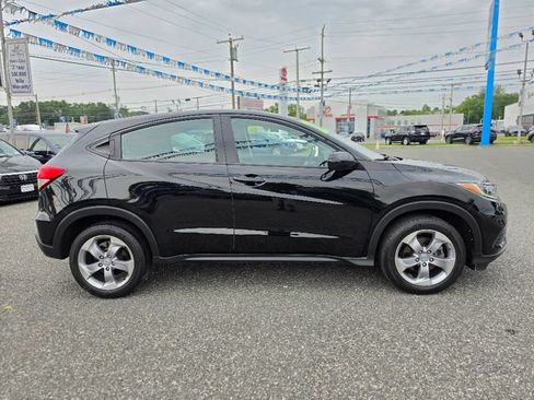 Used 2022 Honda HR-V LX image 6