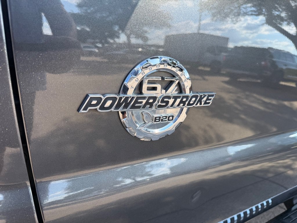 Used 2016 Ford F350 Lariat w/ Lariat Ultimate Package AWD/4WD image 11