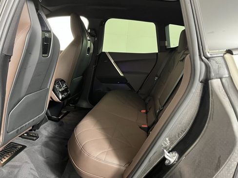 Used 2023 BMW iX xDrive50 w/ Premium Package image 19