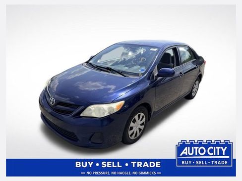 Used 2013 Toyota Corolla L FWD image 1