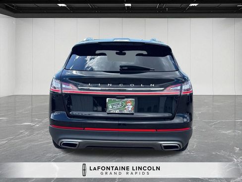 Used 2023 Lincoln Nautilus AWD w/ Premium Package image 4