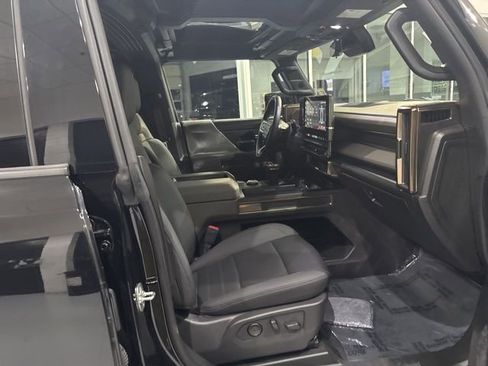 Used 2024 GMC Hummer EV 3X w/ LPO, Sport Package image 27