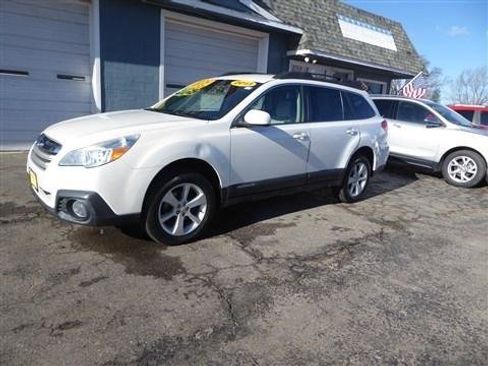 Used 2013 Subaru Outback 2.5i Premium w/ All-Weather Pkg image 3