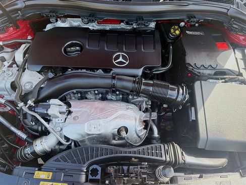 Used 2021 Mercedes-Benz GLA 250 image 33