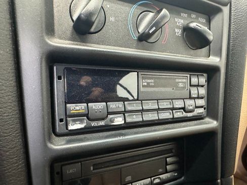 Used 1998 Ford Mustang GT image 28