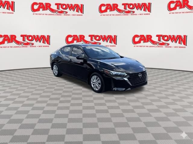 Used 2025 Nissan Sentra S FWD image 2