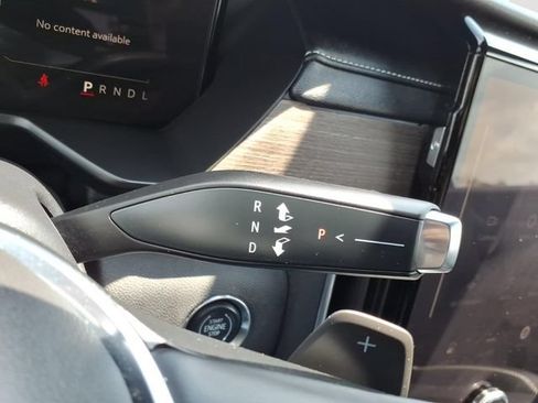 Used 2024 GMC Acadia Denali w/ LPO, Floor Liner Package FWD image 16
