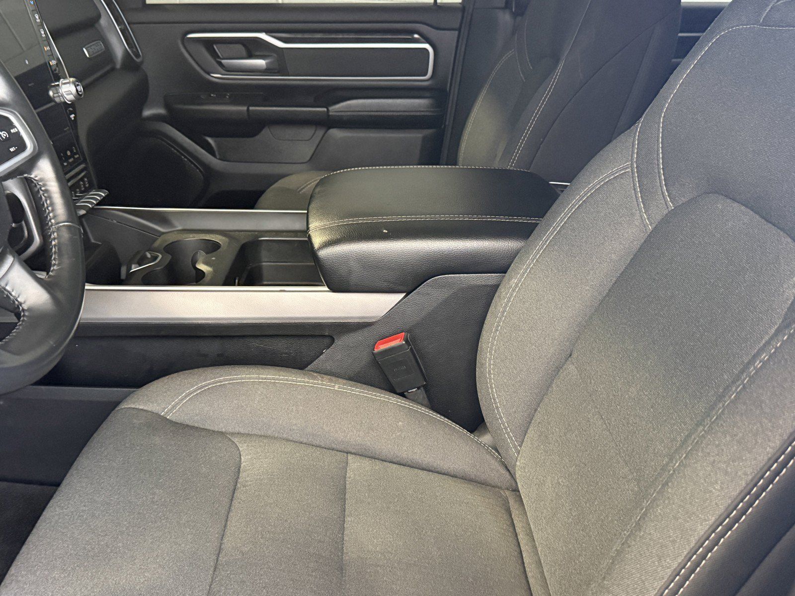Used 2023 RAM 1500 Big Horn AWD/4WD image 24